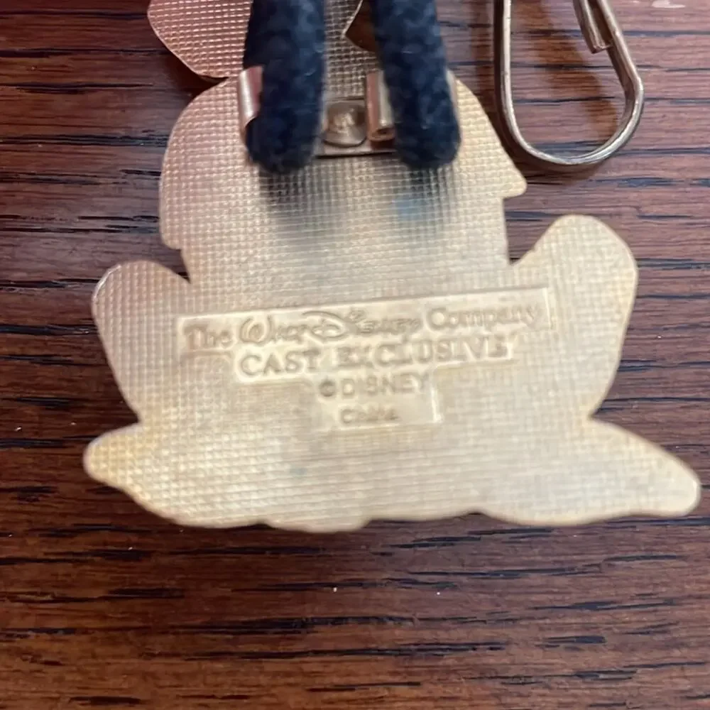 Disney Peter Pan Cast Exclusive Pin Lanyard